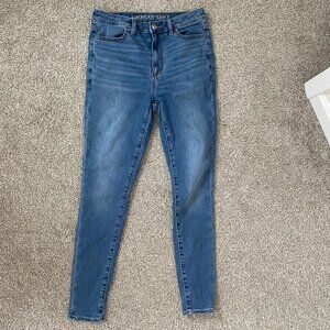 American Eagle Extra High waisted Jeans Size 6